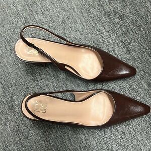 Theresa slingback pumps